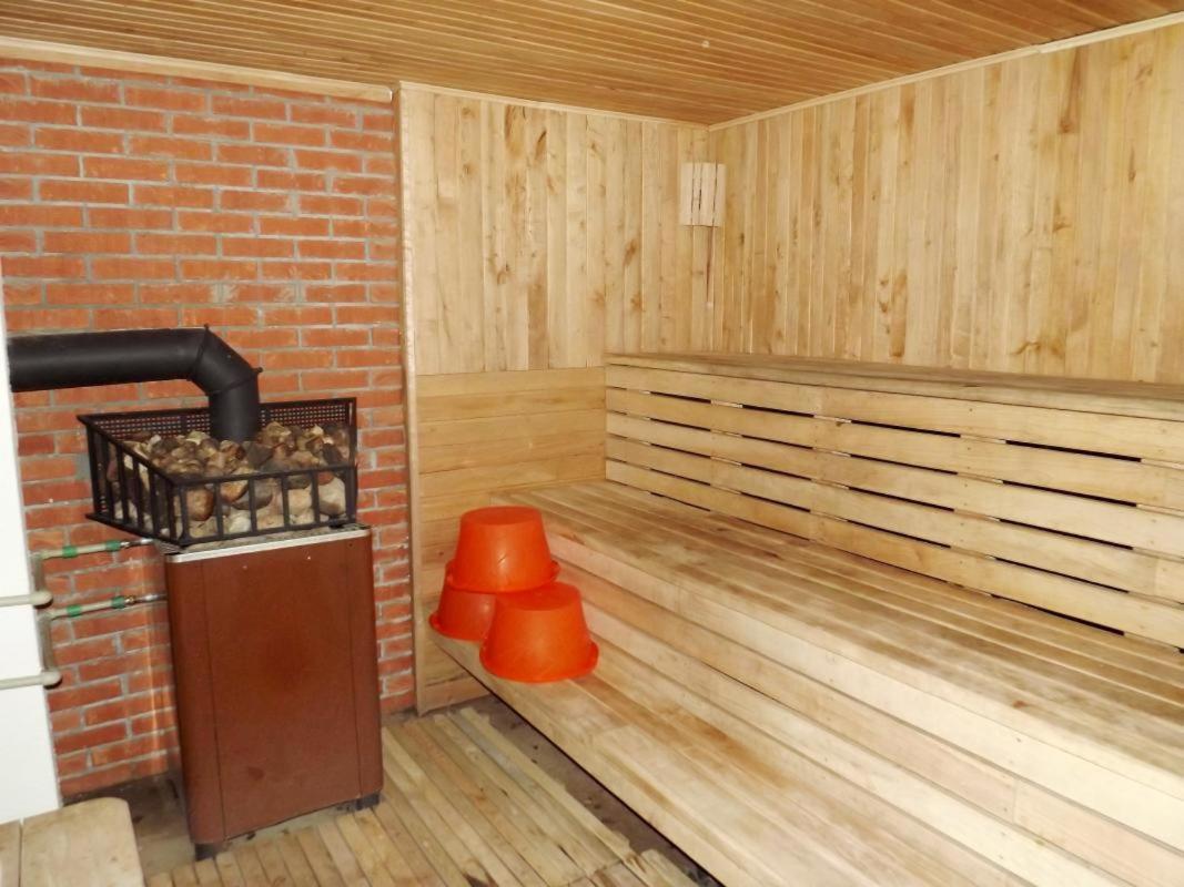Viesu Maja Manturi Hotell Peipini Exteriör bild